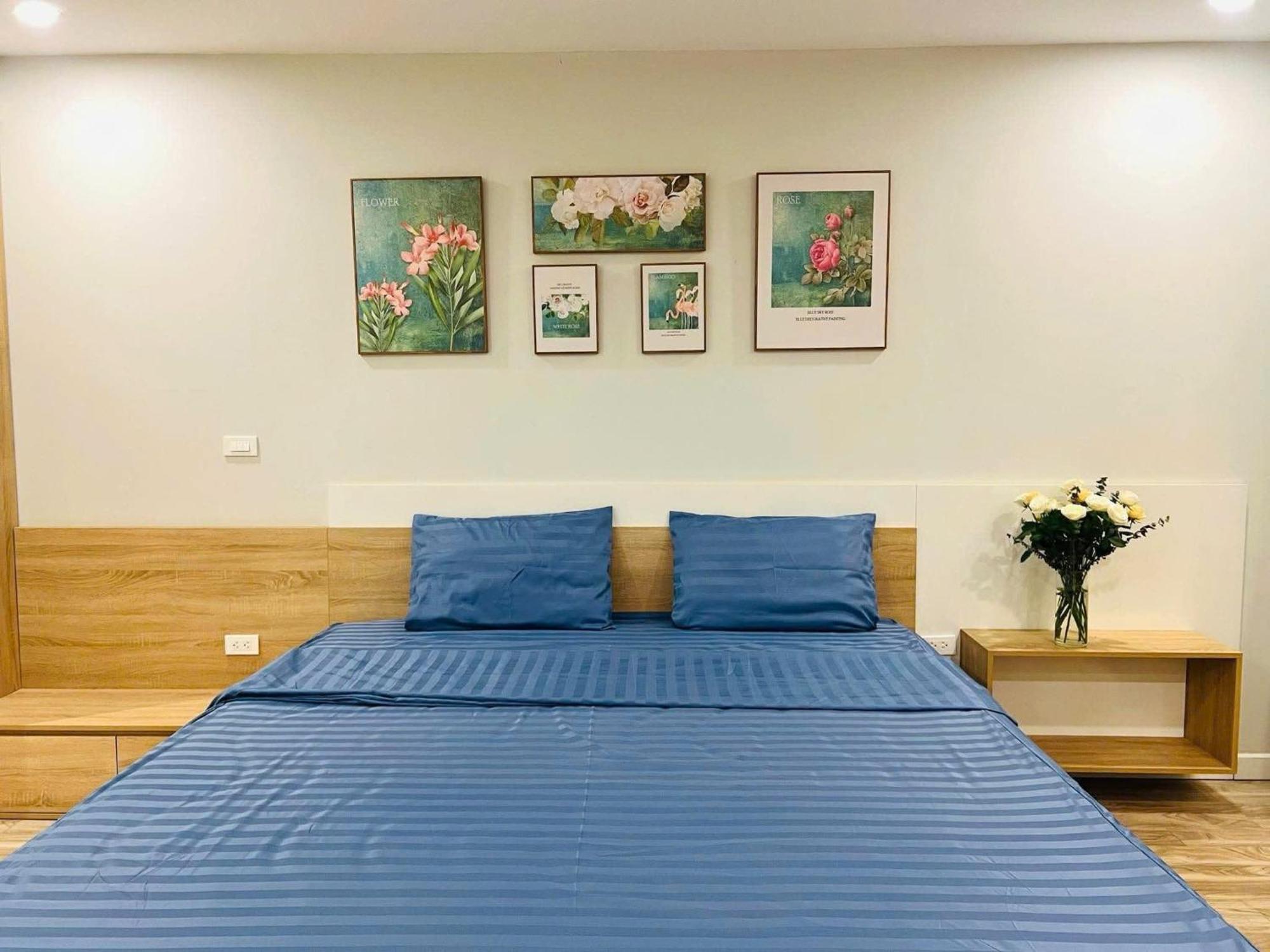 Nest Seekers - D'leroi Soleil Building - Lakeview Apartment *